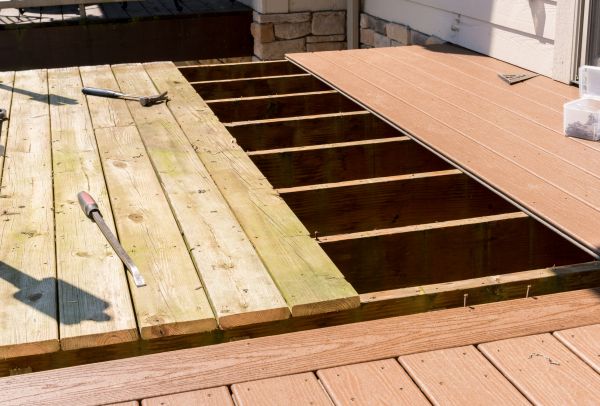 Cost of Deck Floor Replacement in Yorba Linda